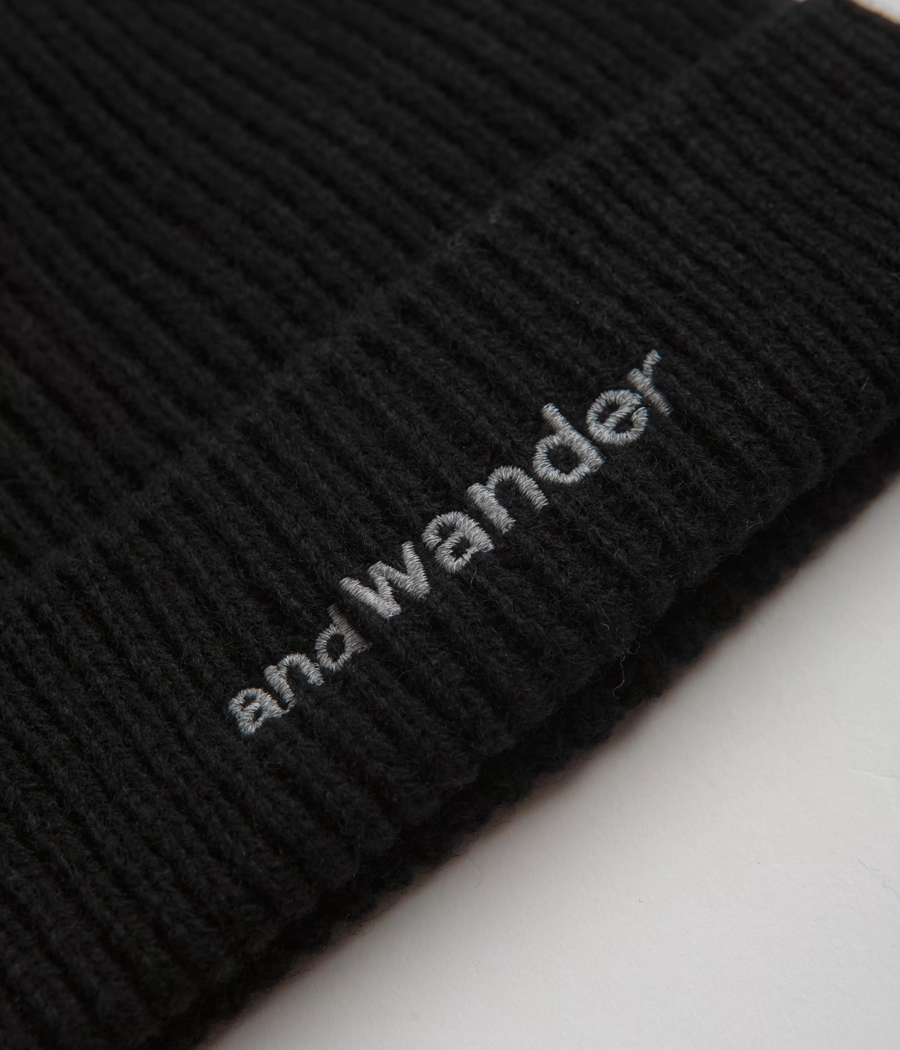 and wander Shetland Wool Beanie - Black