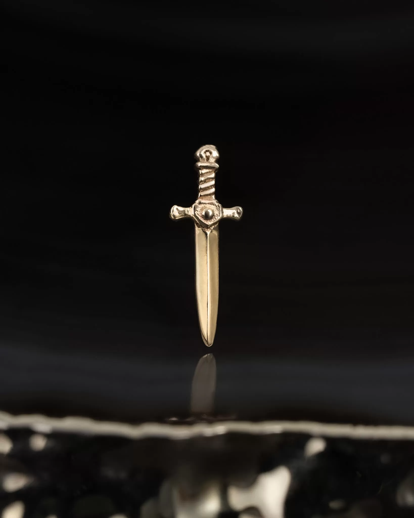 Godric Sword Threadless End (14K Gold)