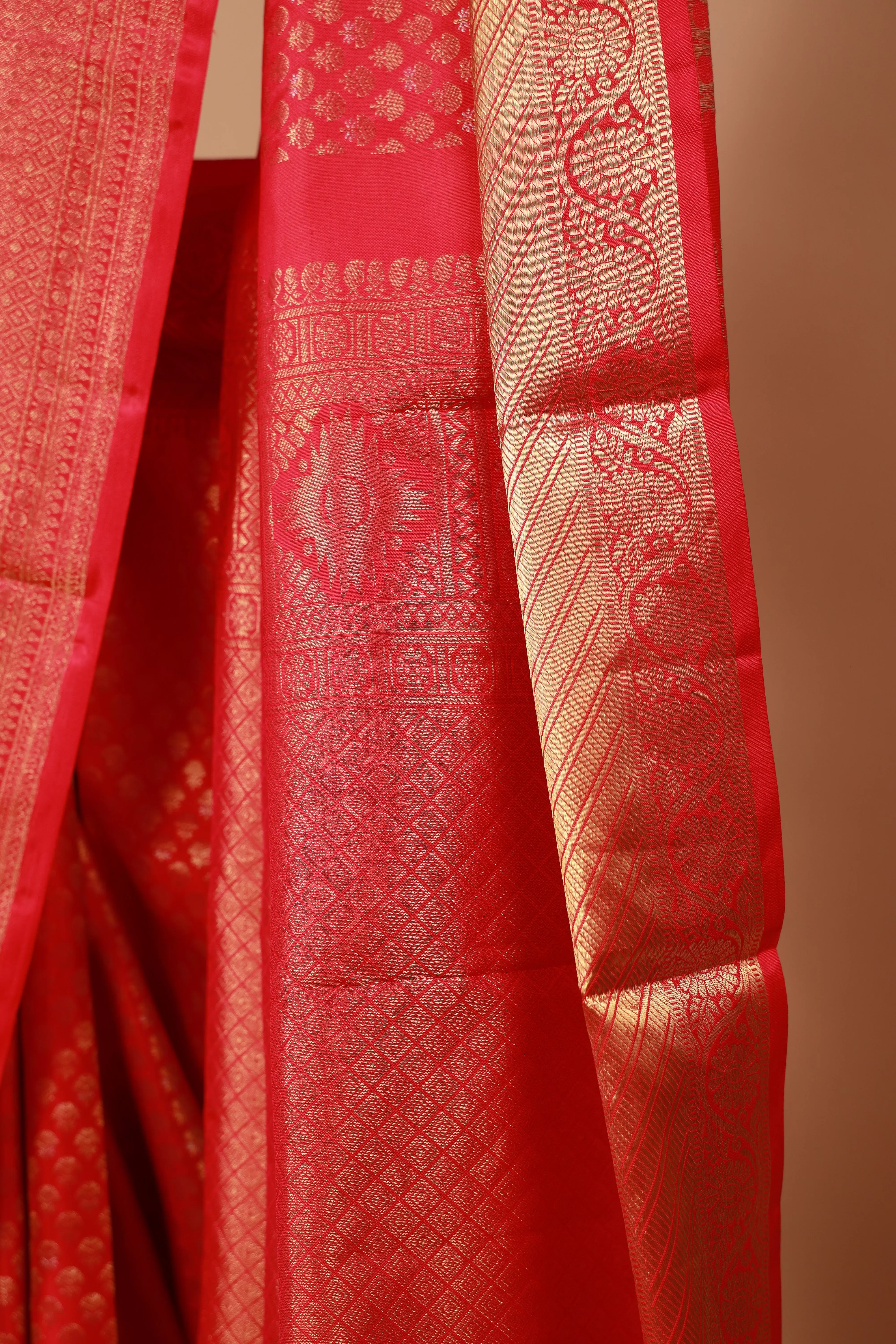 Hand crafted Pure Kanjivaram Silk zari woven saree