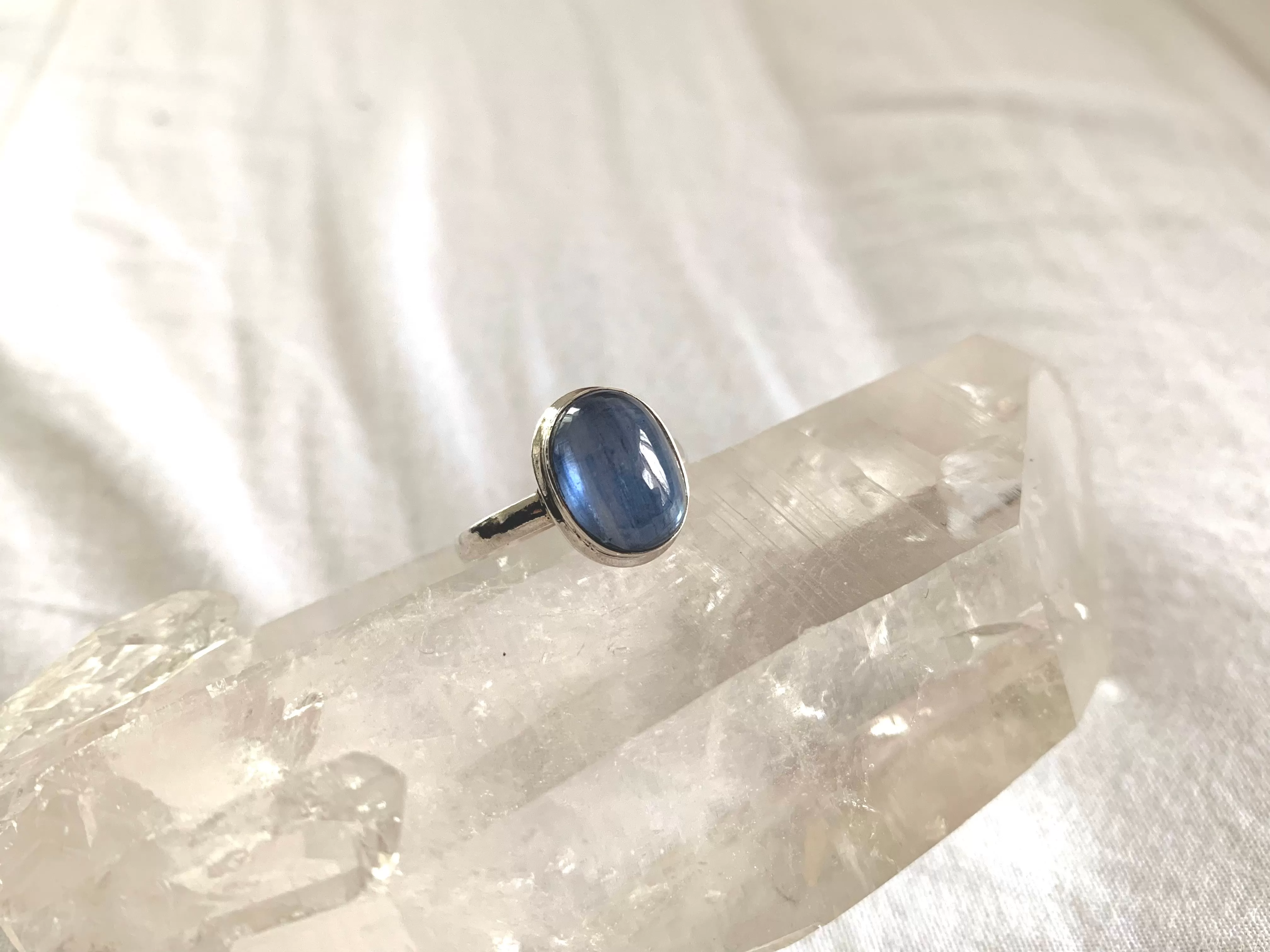 Kyanite Ari Ring - Small Oval